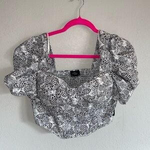 Milk and honey size large butterfly Print Blouse